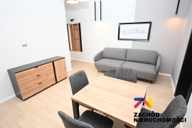 Atrakcyjny apartament z tarasem w centrum